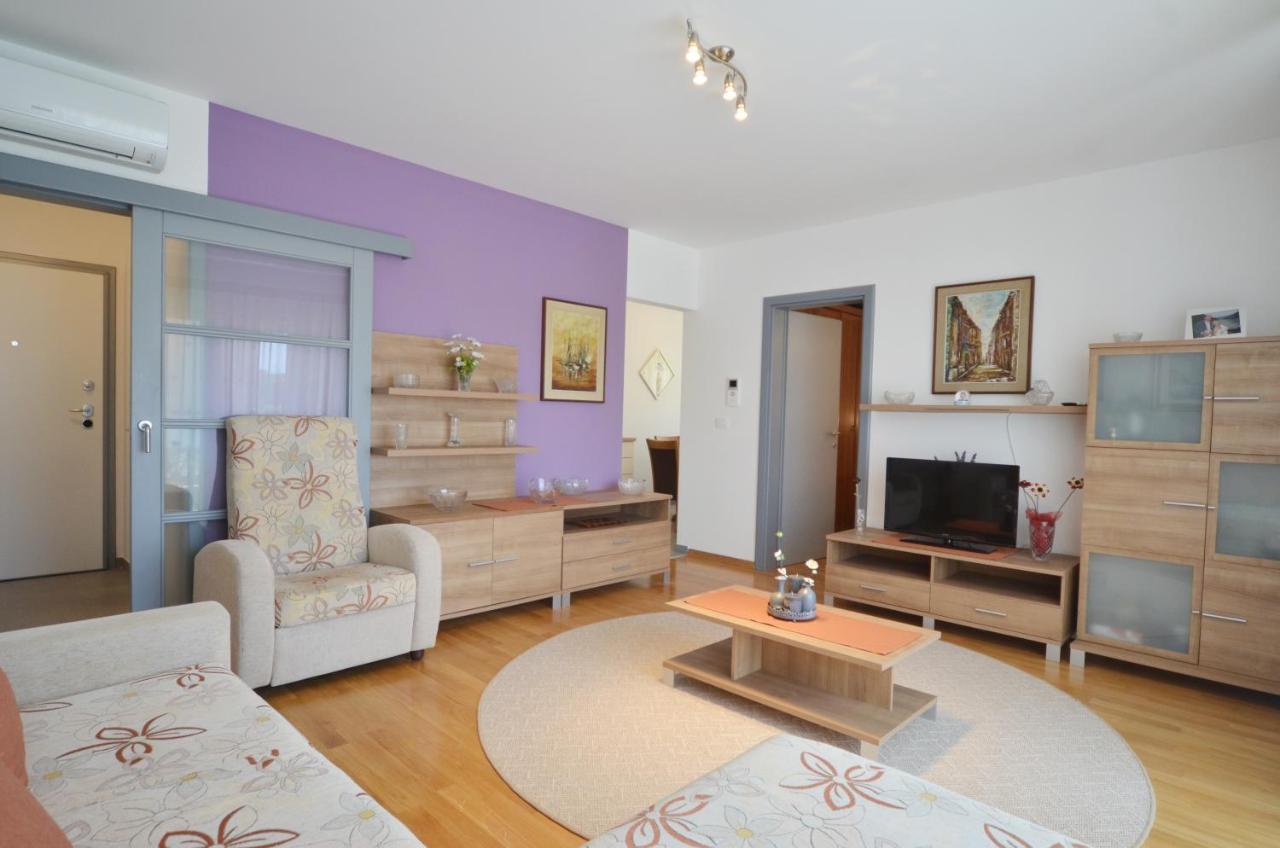 Apartment Emma 罗维尼 外观 照片