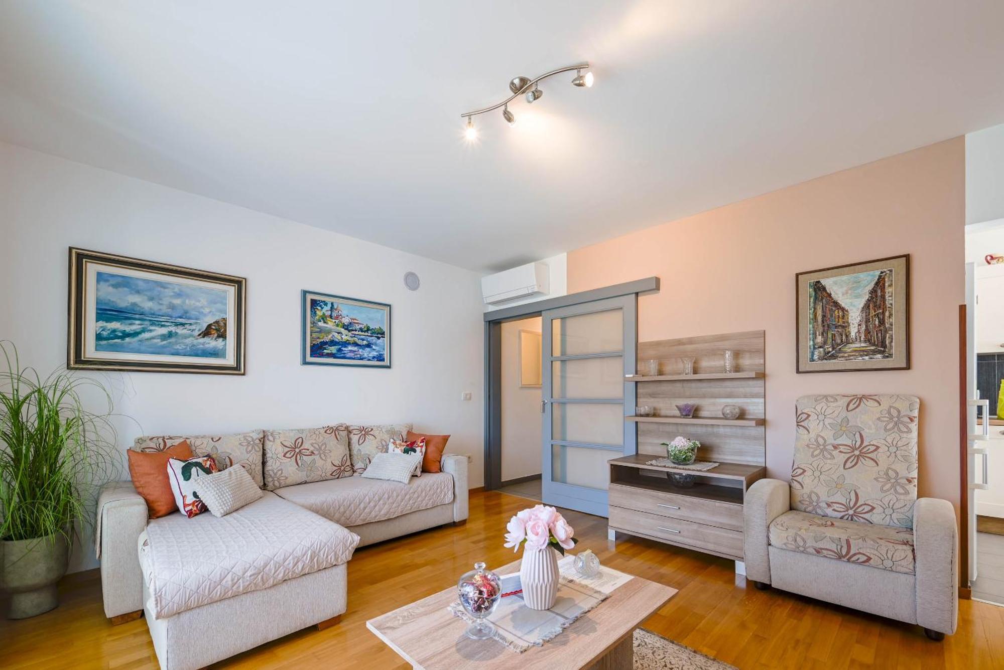 Apartment Emma 罗维尼 外观 照片