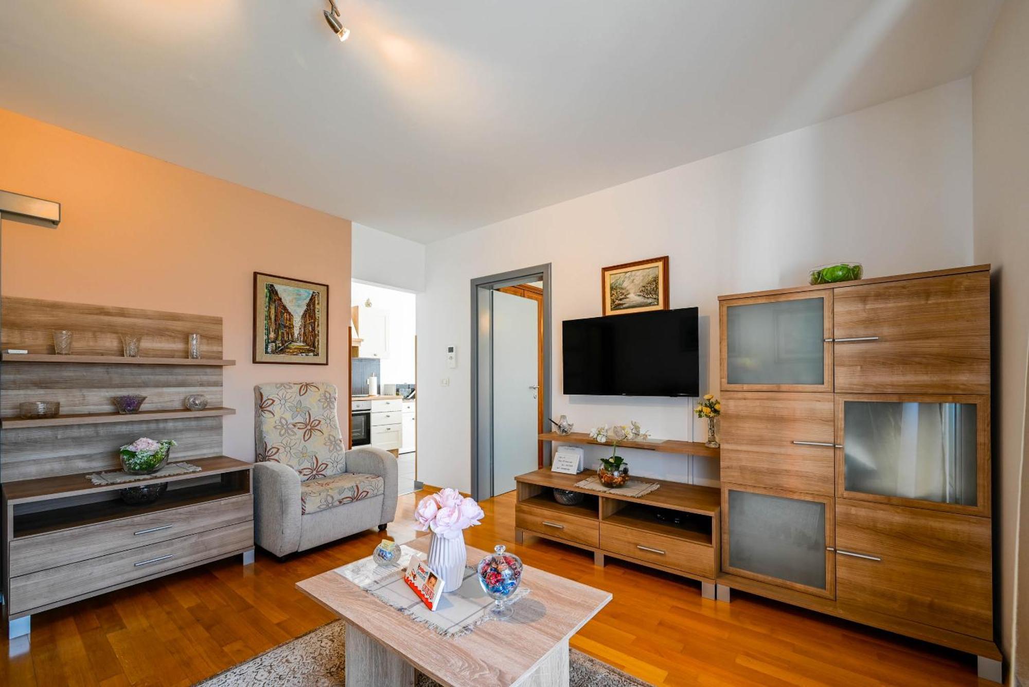Apartment Emma 罗维尼 外观 照片