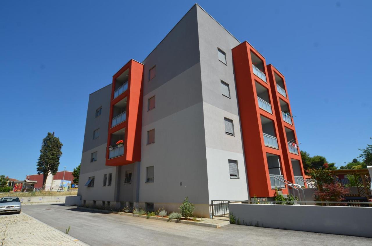 Apartment Emma 罗维尼 外观 照片